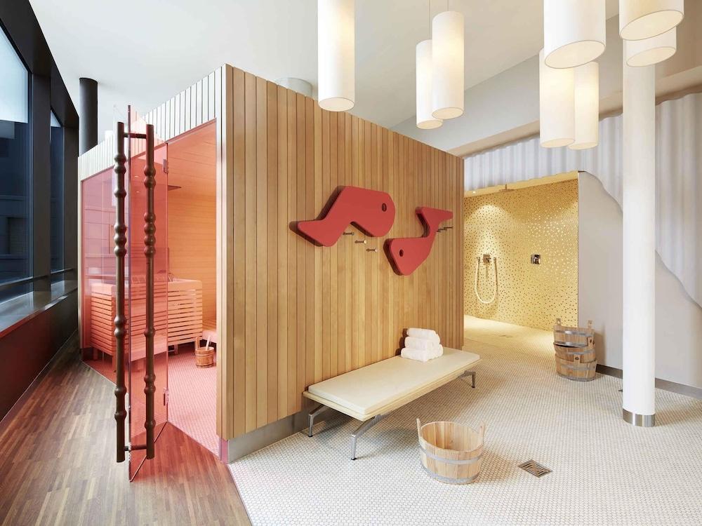 2 هورز هوتل زوريخ ويست