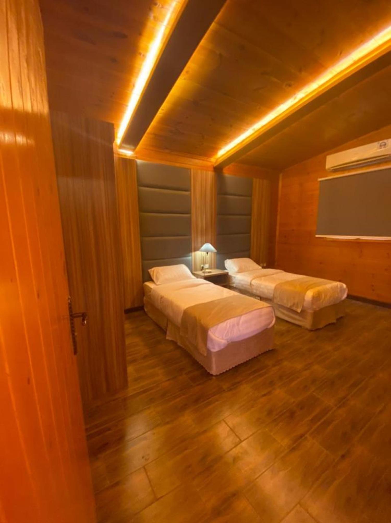 Comfy Chalet with Comfortable and Simple Furniture | 2716 Room