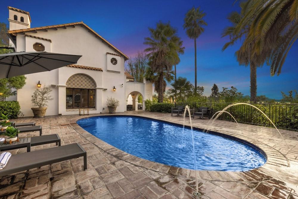 سبانيش فيلا - ستنينج كولدووتر كانيون فيلا ويذ بول آند فيوز