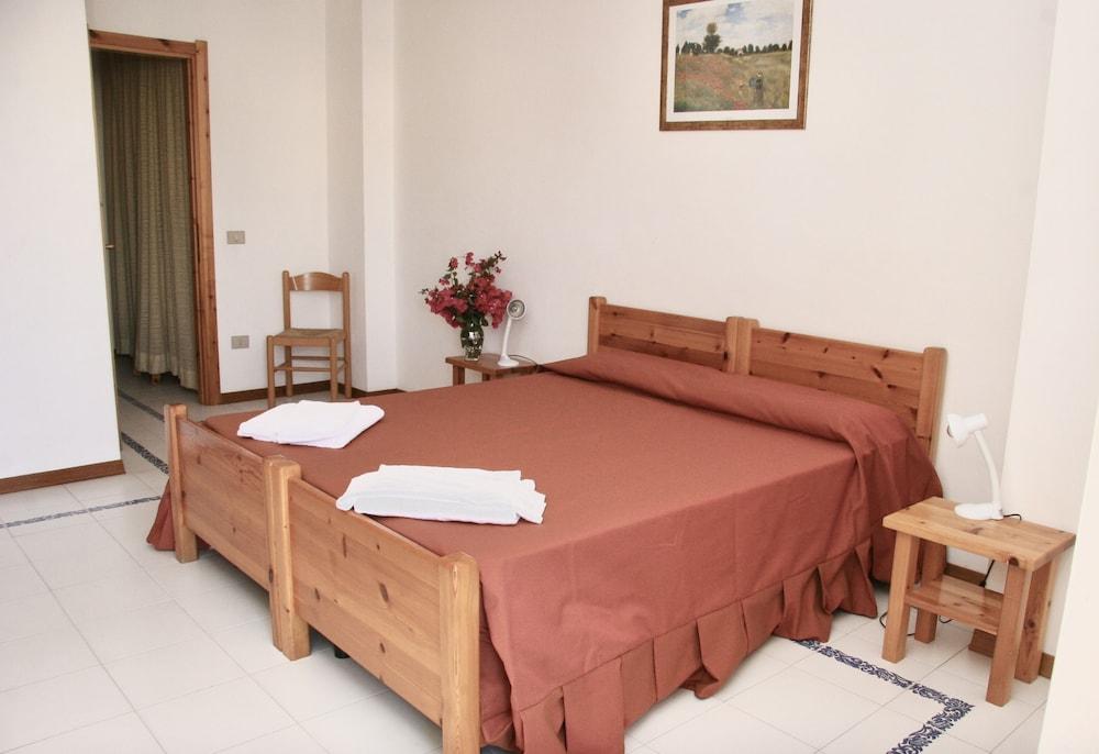 Residence with pool on the promenade Featured Image