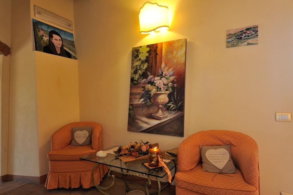 اجريهوتل ايلبالاجيتو الردهة