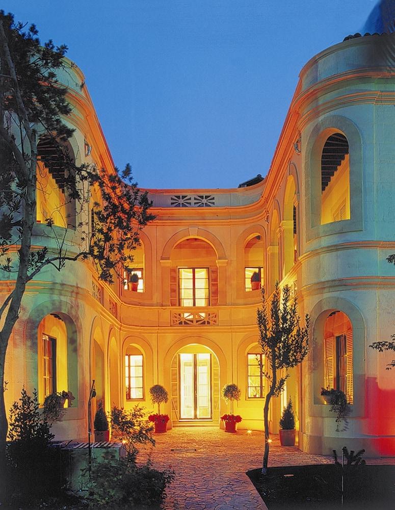 بالاسيو سانت سالفادور