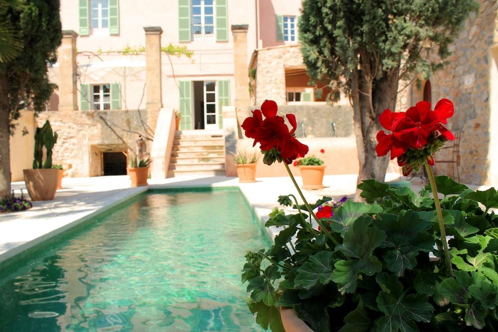 فندق يارتان بوتيك - للبالغين فقط