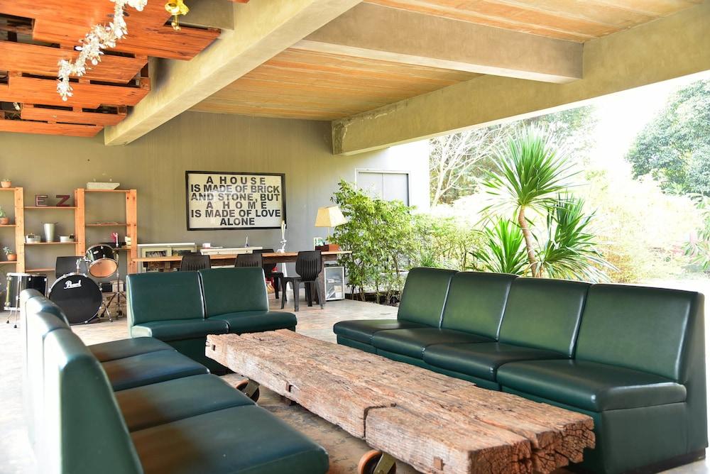 هوم إليمينتس كوياي