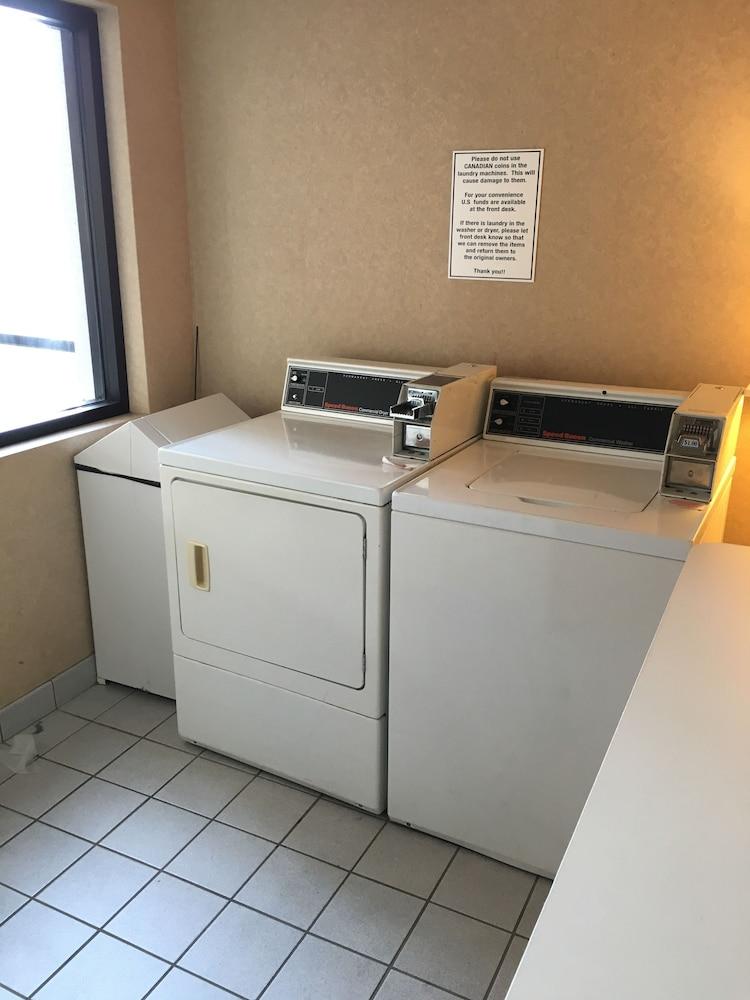 كومفرت إن بورت هورون منطقة الجلوس في الردهة