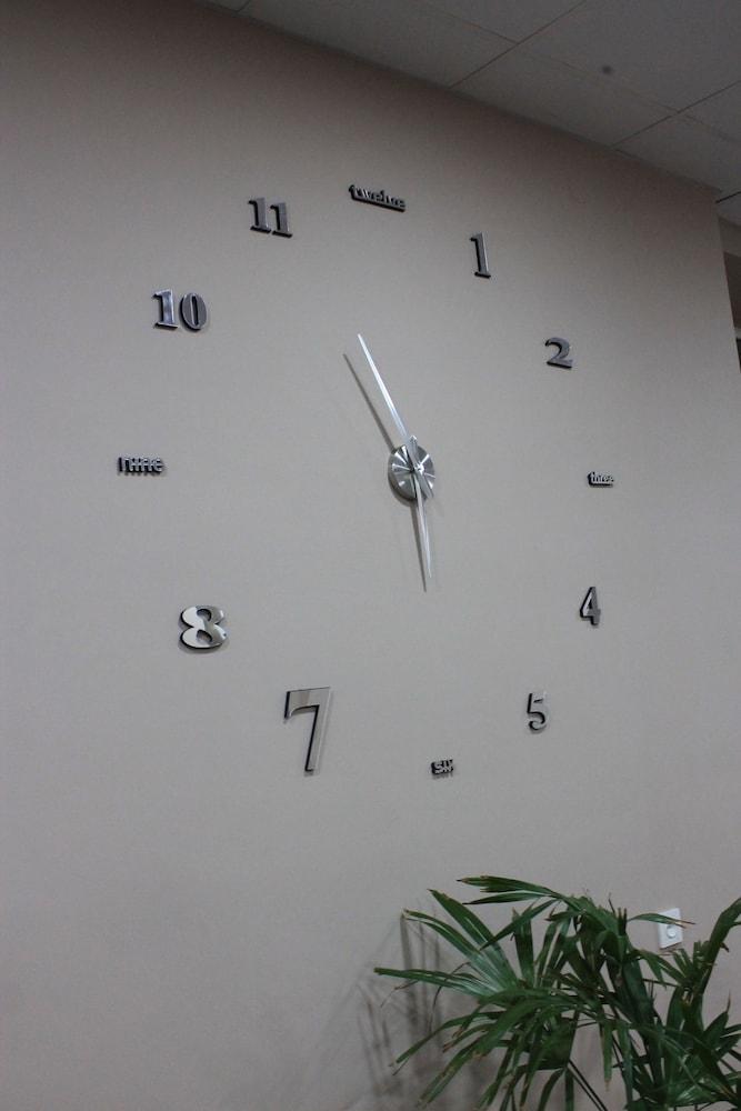 Ideal Interior Detail