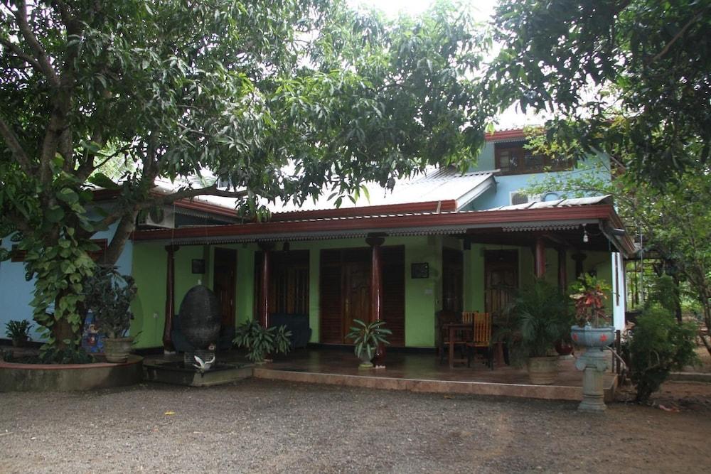 إل إل توريست إن أند سافاري جيبز المنطقة الخارجية