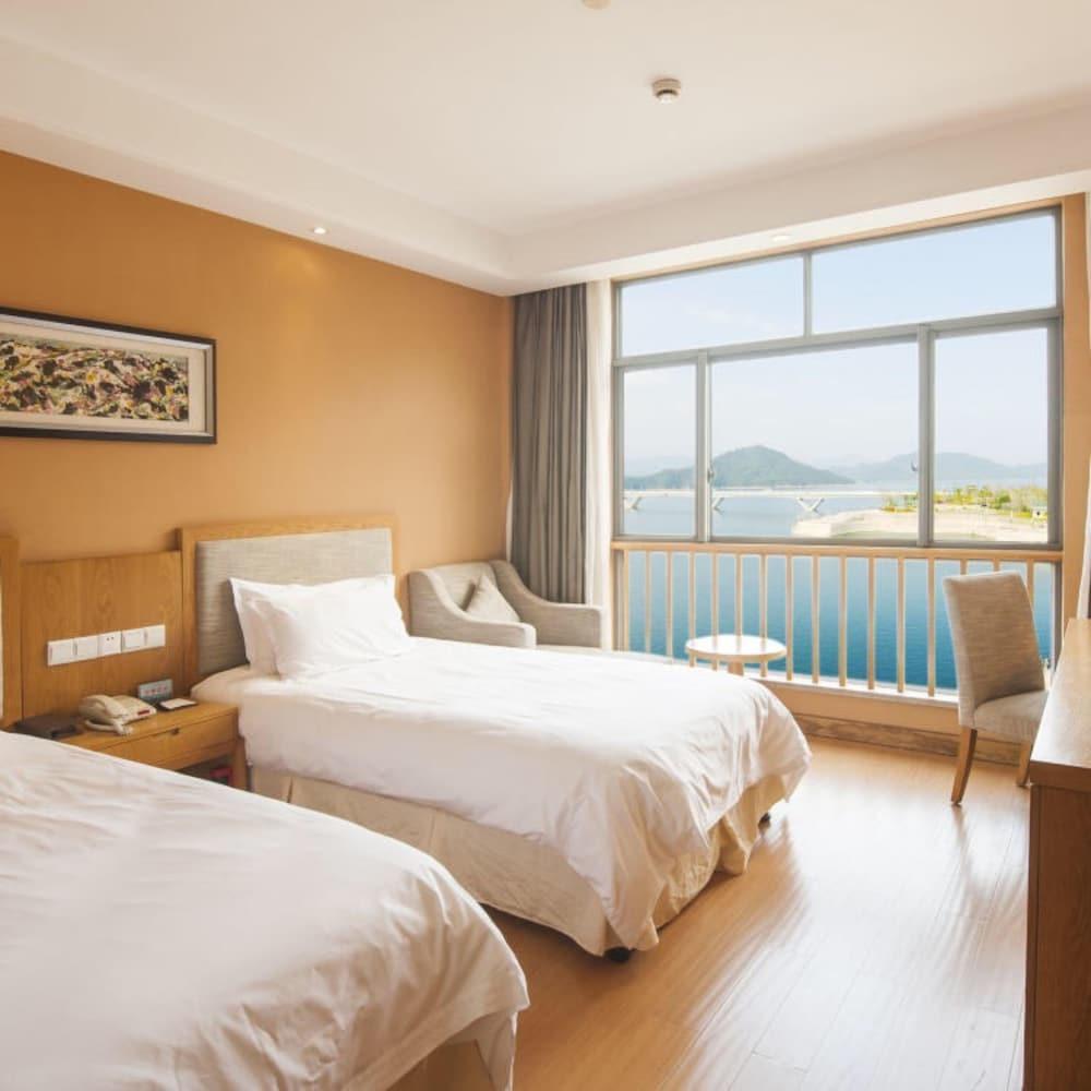 زد تي جي مينتينج هوتل ثاوزاند أيلاند ليك غرفة