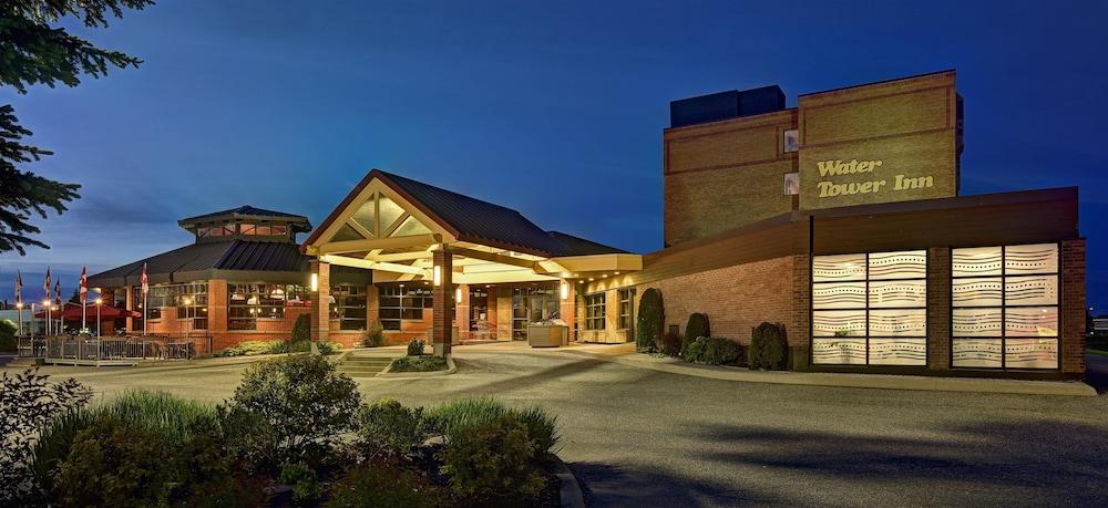 ذا ووتر تاور إن، بي دبليو بريميير كوليكشن