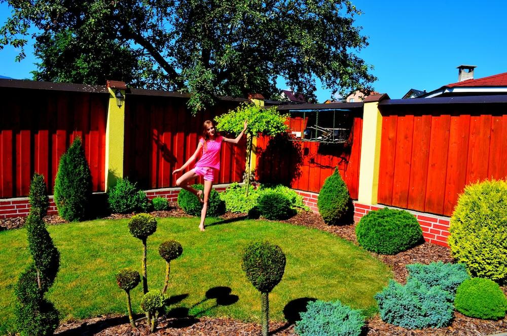 أبارتماني ريفييرا ليبتوف بيسينوفا المنطقة الخارجية