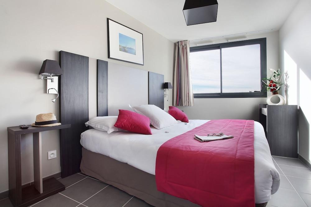 أبارت هوتل أوداليز سيتي مارسيل برادو كاستيلان