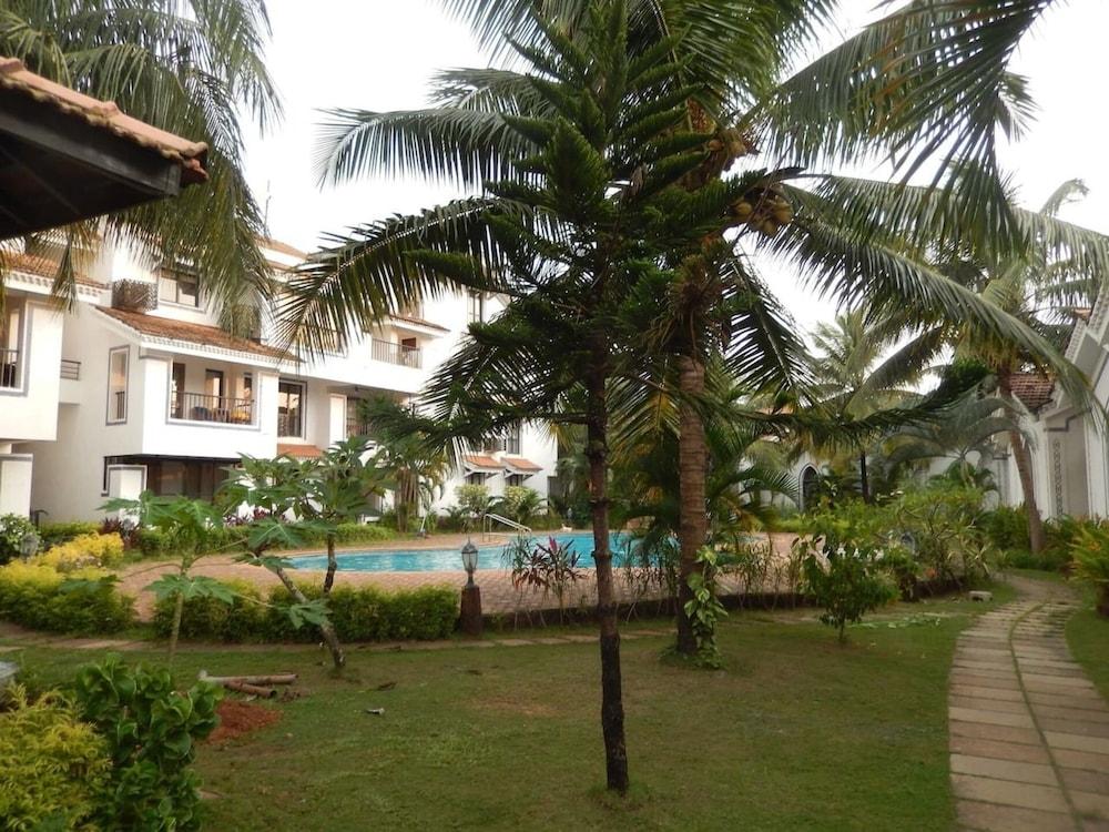 1 BHK Apt Calangute-baga-anjuna Property Grounds