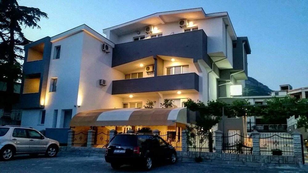 كوجيك أبارتمنتس