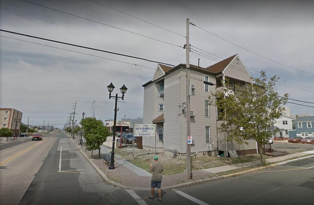 هوتل تشارلي سي بريز - أوشن بلوك