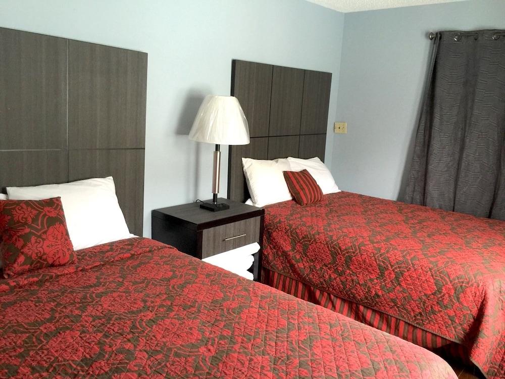 إتش سي 55 بيتش هاوس