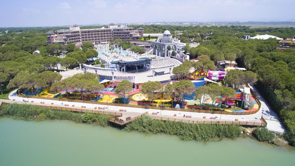 زنادو ريزورت هوتل - هي كلاس منظر من الجو