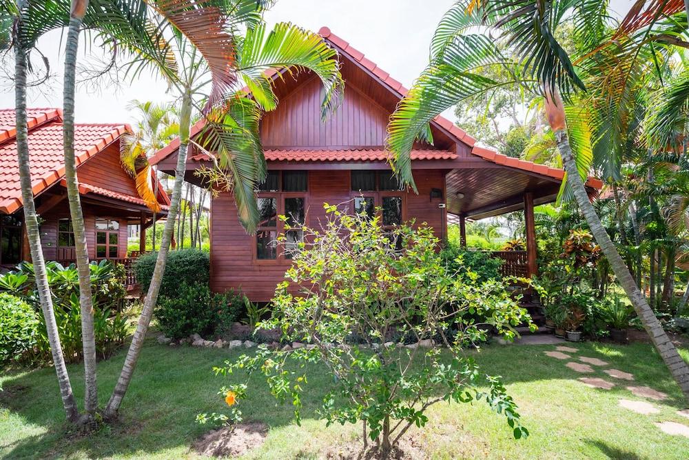 أو واي أو 786 بانجساراي فيليدج ريزورت المنطقة الخارجية