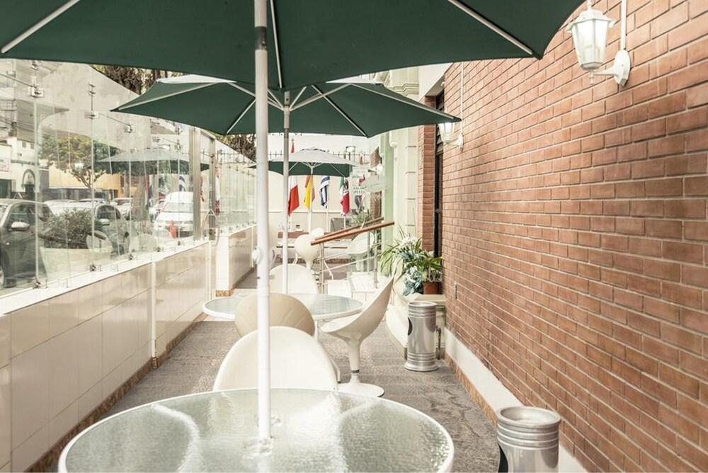 ميرافلوريس باسيفيك هوتل المنطقة الخارجية