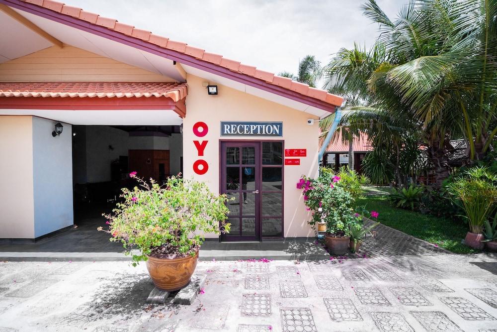 أو واي أو 786 بانجساراي فيليدج ريزورت منطقة الاستقبال