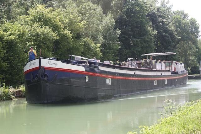 Péniche Serenity